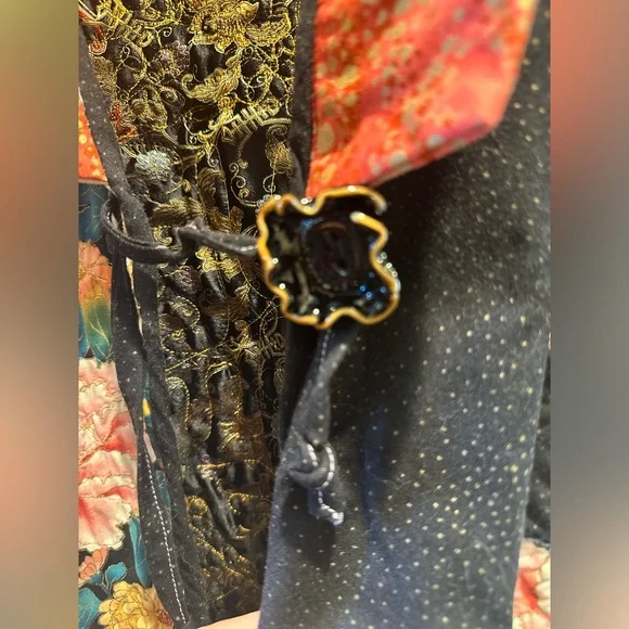 Vintage Handmade Oversized Asian Inspired Blazer - Picture 9 of 13